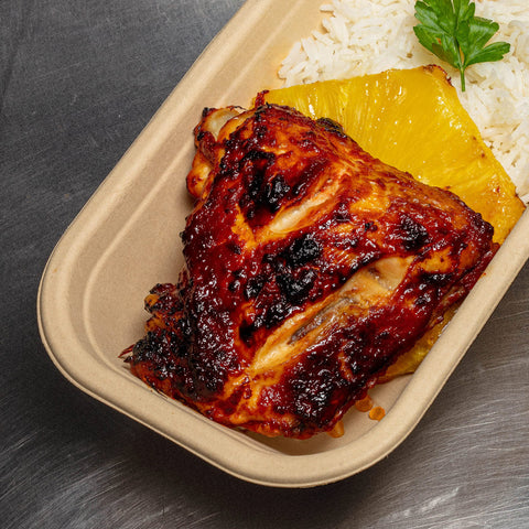 Frango huli-huli com abacaxi grelhado e arroz basmati